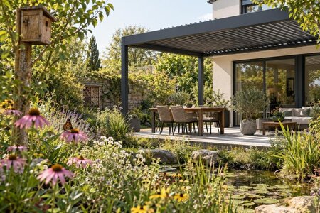 Pergola med hänsyn till trädgårdens djurliv