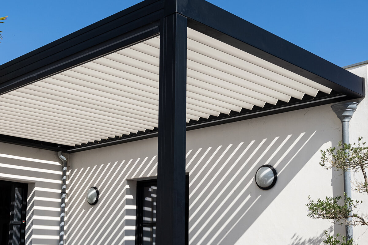 Montera pergola själv eller anlita montör?