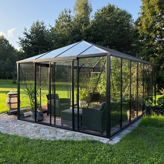 Växthus i pyramidform